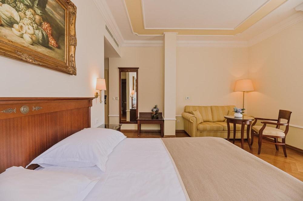 אופטיה Amadria Park Hotel Agava מראה חיצוני תמונה