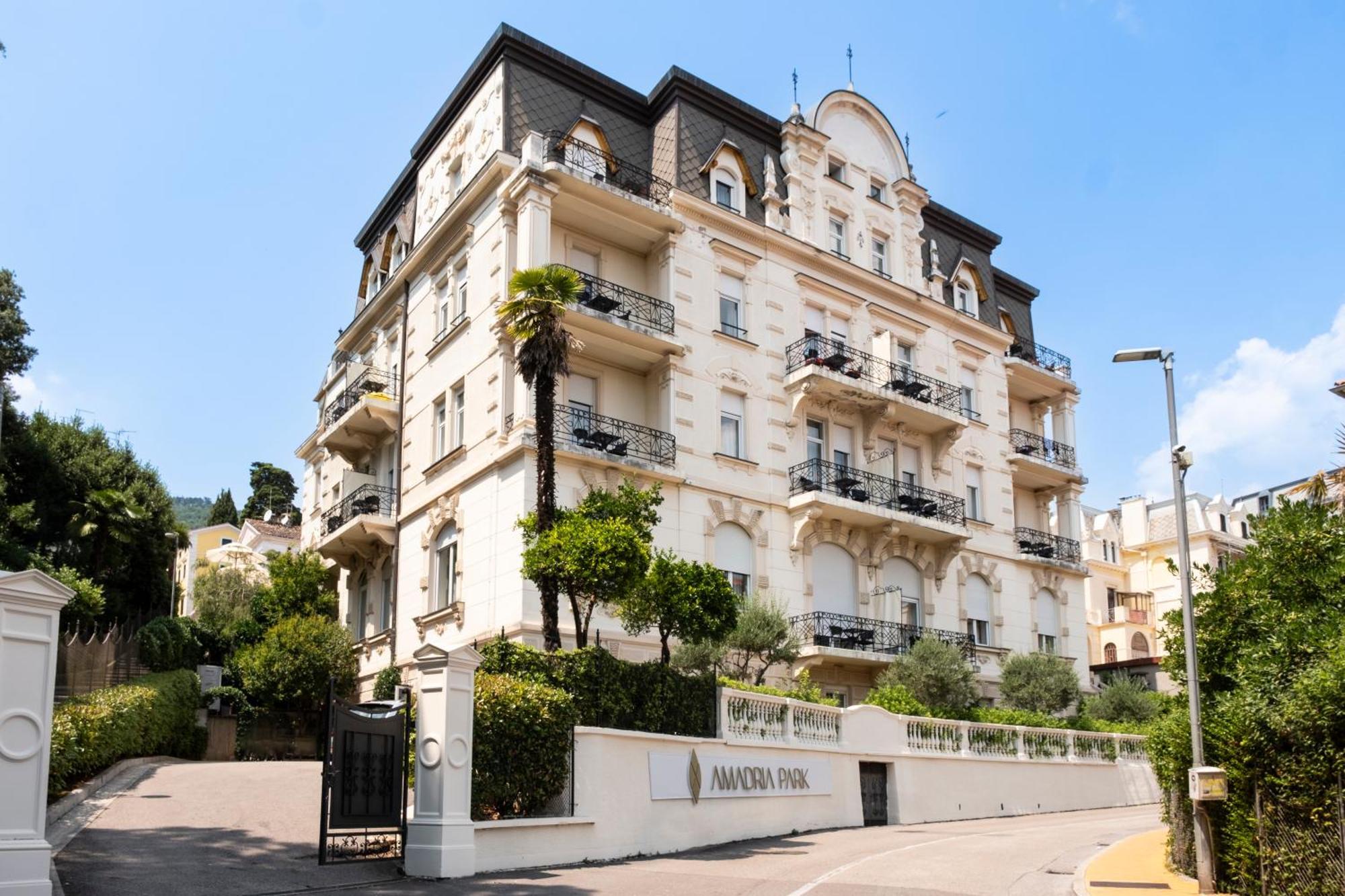 אופטיה Amadria Park Hotel Agava מראה חיצוני תמונה