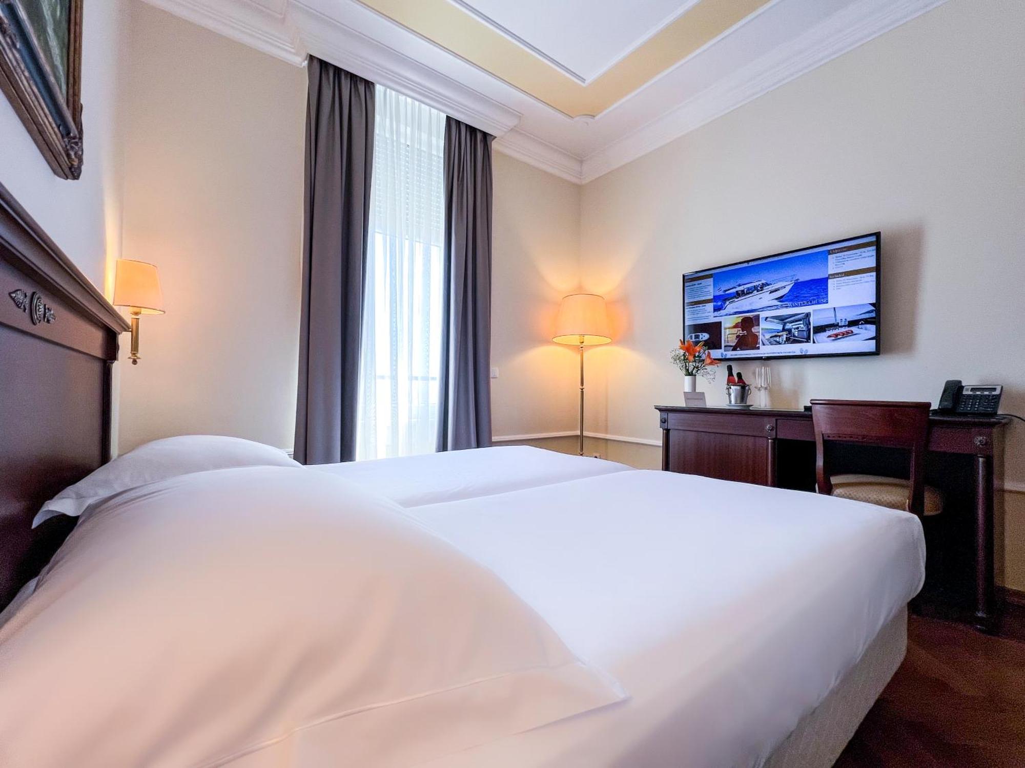 אופטיה Amadria Park Hotel Agava מראה חיצוני תמונה